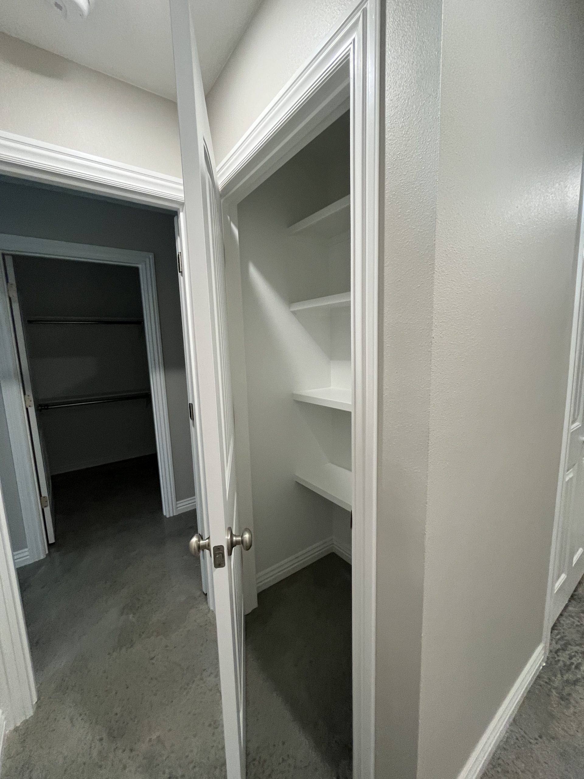 Multi-Unit 2 Bed Apartments – N St Louis Ave (4140) - Image 7