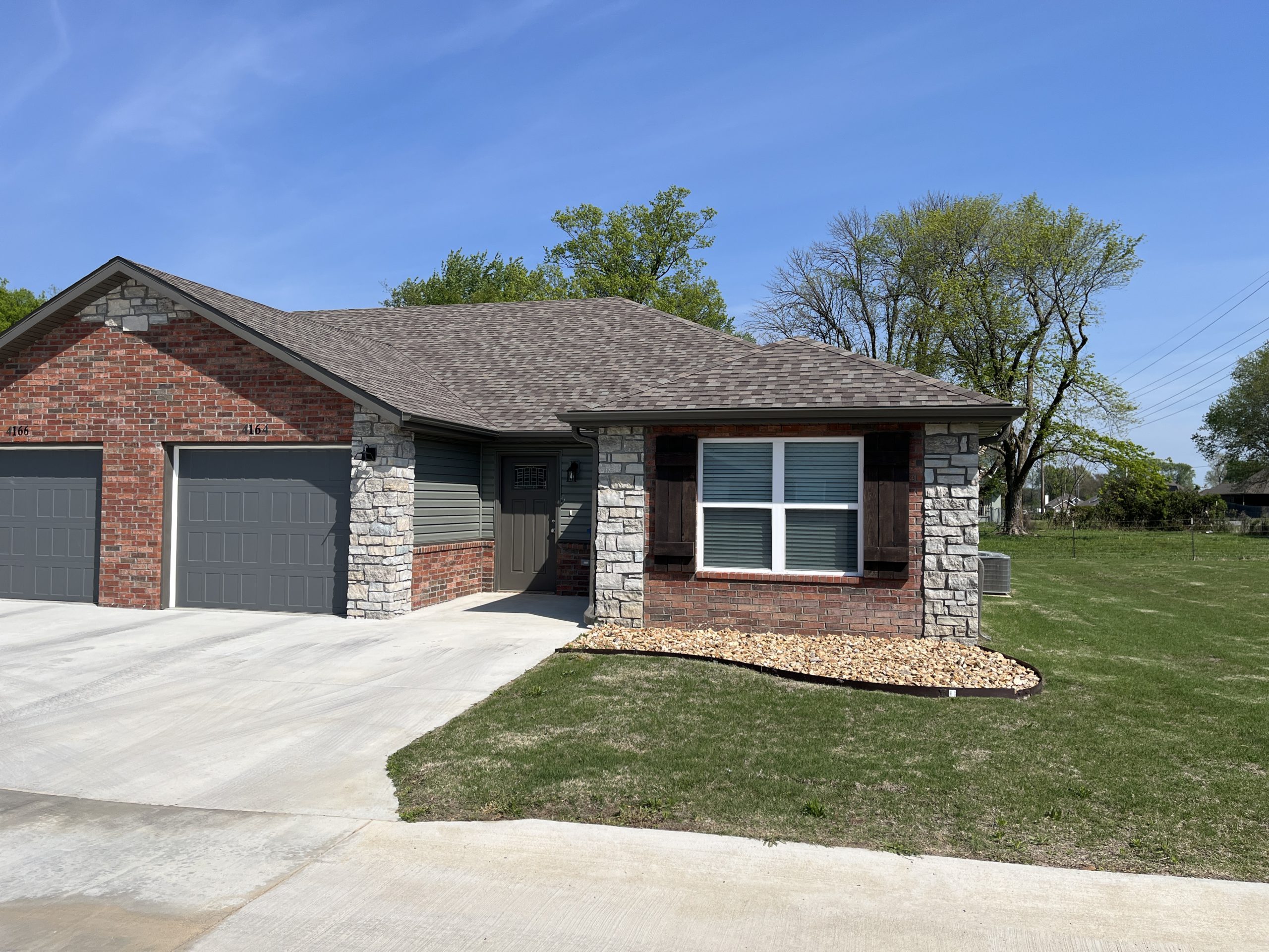 Prairie Flower – N St Louis Ave Residence - Image 2