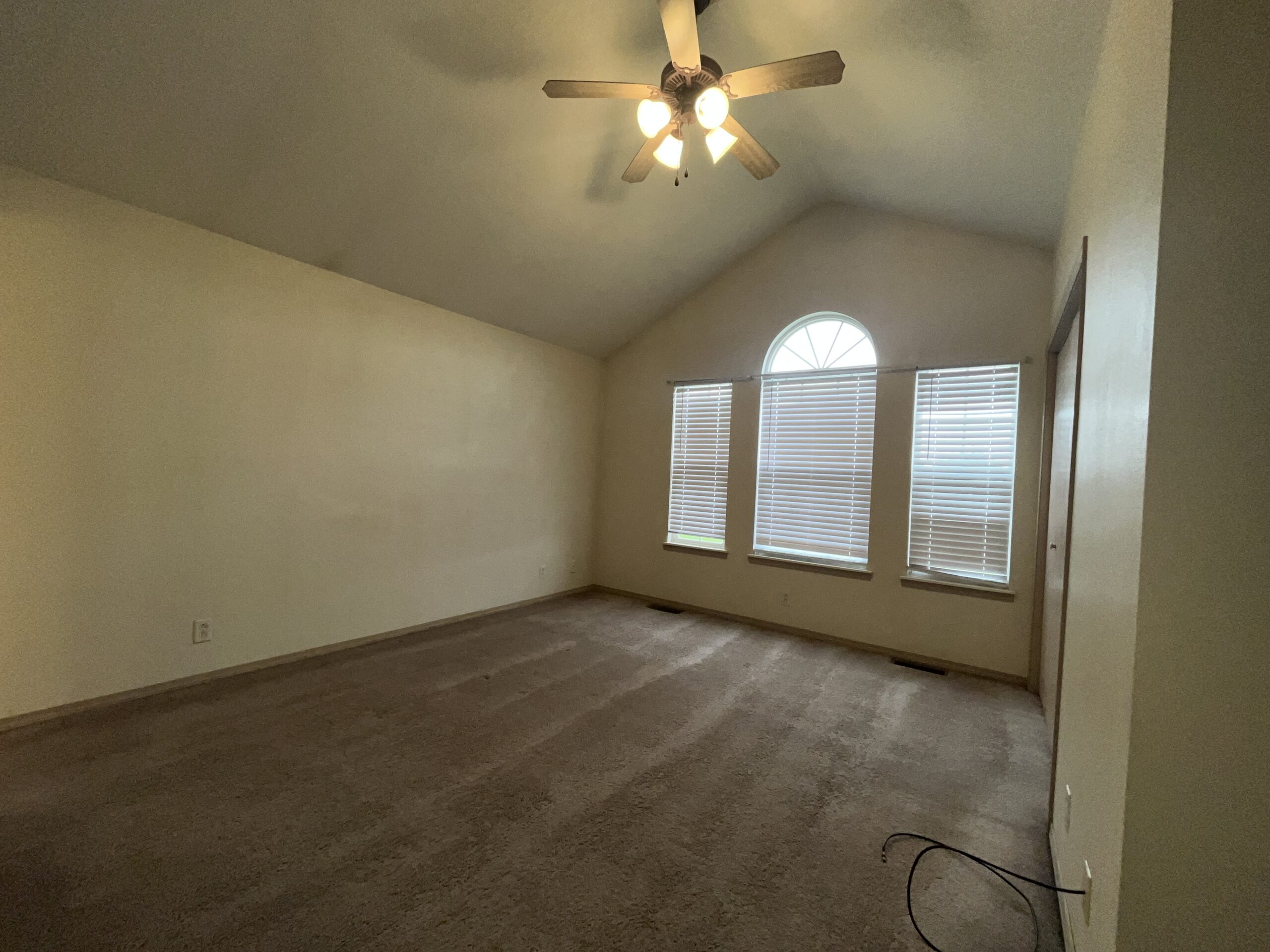 Joplin Square 2 Bed - Image 9